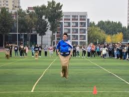 乒坛新星表现引发媒体关注